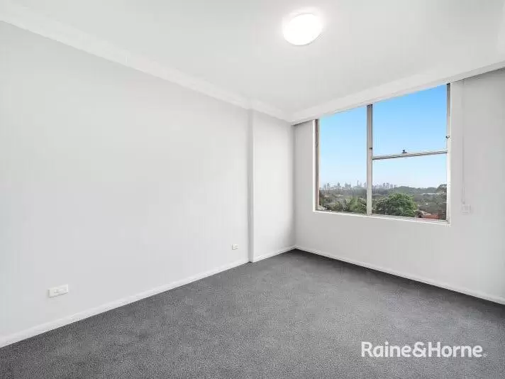 401/2 Roscrea Avenue, Randwick Leased by Raine & Horne Randwick | Coogee | Clovelly - image 3