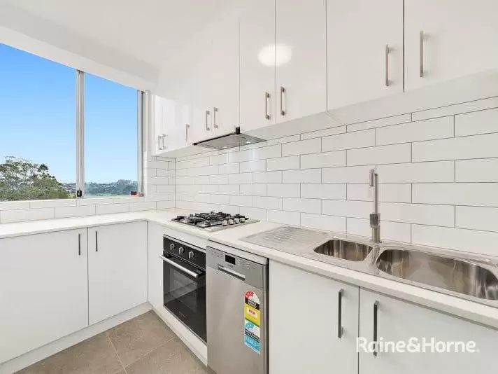 401/2 Roscrea Avenue, Randwick Leased by Raine & Horne Randwick | Coogee | Clovelly - image 2