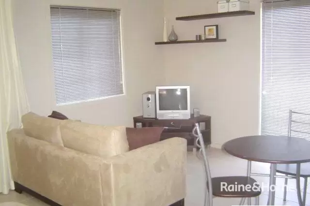 8/60 Minneapolis Crescent, Maroubra For Lease by Raine & Horne Randwick | Coogee | Clovelly - image 3