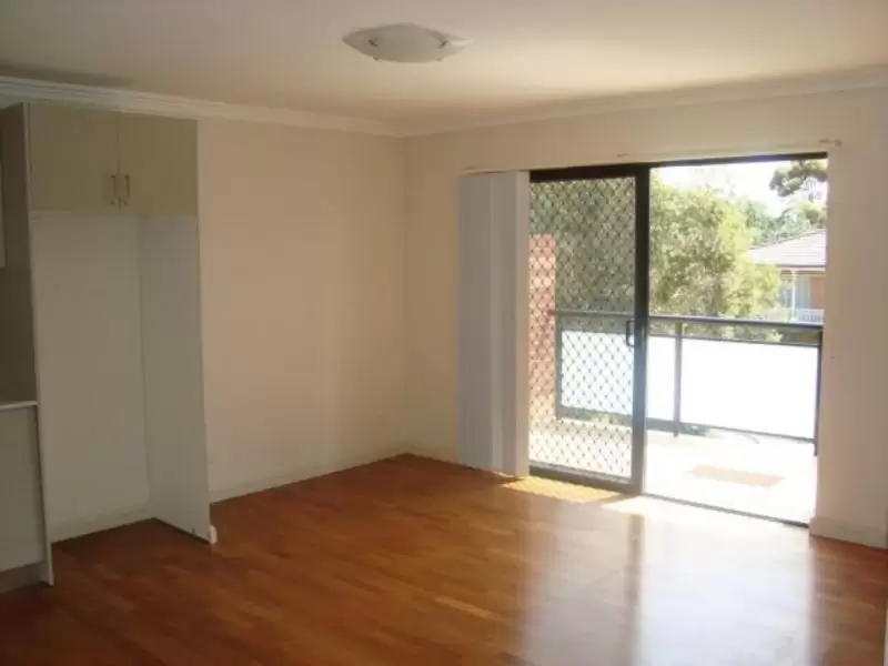 10/1-3 New Orleans Crescent, Maroubra Leased by Raine & Horne Randwick | Coogee | Clovelly - image 2
