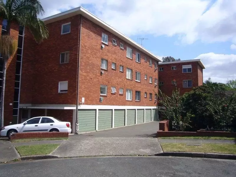 U/3 Hayden Place, Botany Leased by Raine & Horne Randwick | Coogee - image 1