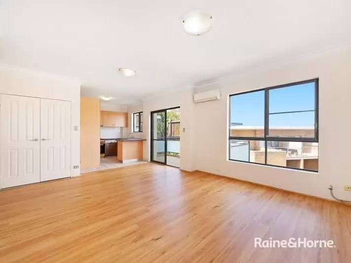 20/6A Cowper Street, Randwick For Lease by Raine & Horne Randwick | Coogee | Clovelly - image 1