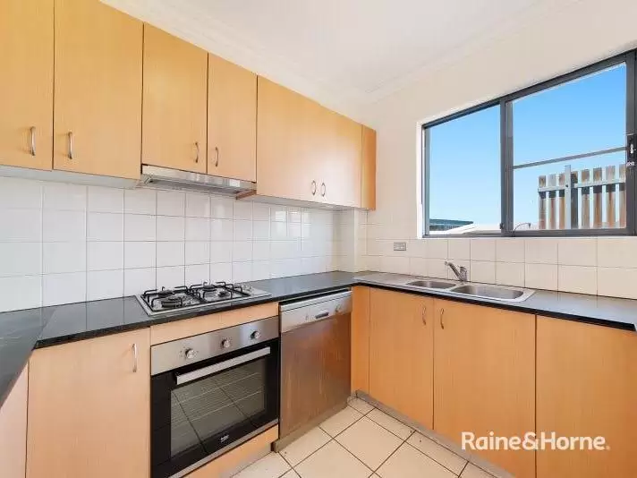 20/6A Cowper Street, Randwick For Lease by Raine & Horne Randwick | Coogee | Clovelly - image 2