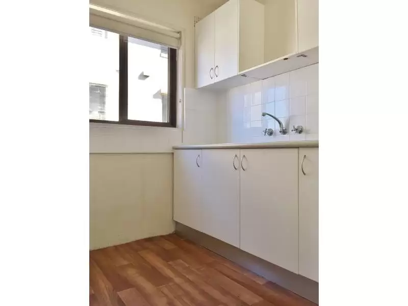 2/9 Bona Vista Avenue, Maroubra Leased by Raine & Horne Randwick | Coogee | Clovelly - image 4