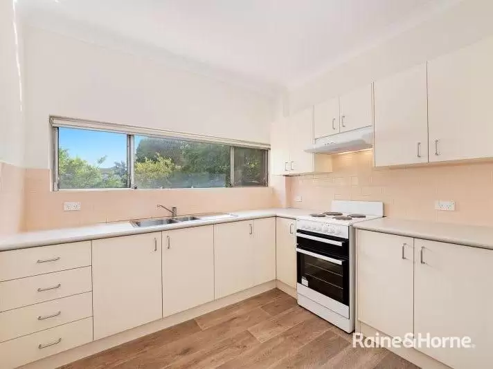 3/79 Gilderthorpe Avenue, Randwick For Lease by Raine & Horne Randwick | Coogee | Clovelly - image 2