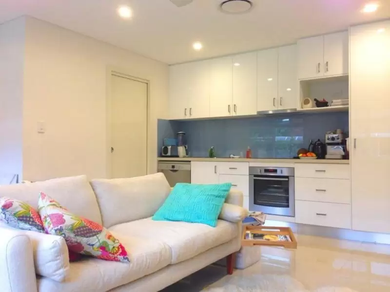 28A Chatham Street, Randwick Leased by Raine & Horne Randwick | Coogee | Clovelly - image 1