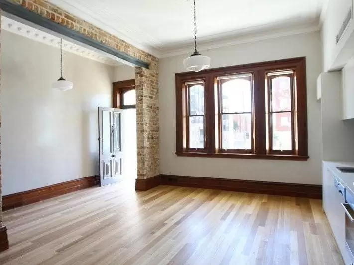 2/152 Avoca Street, Randwick For Lease by Raine & Horne Randwick | Coogee | Clovelly