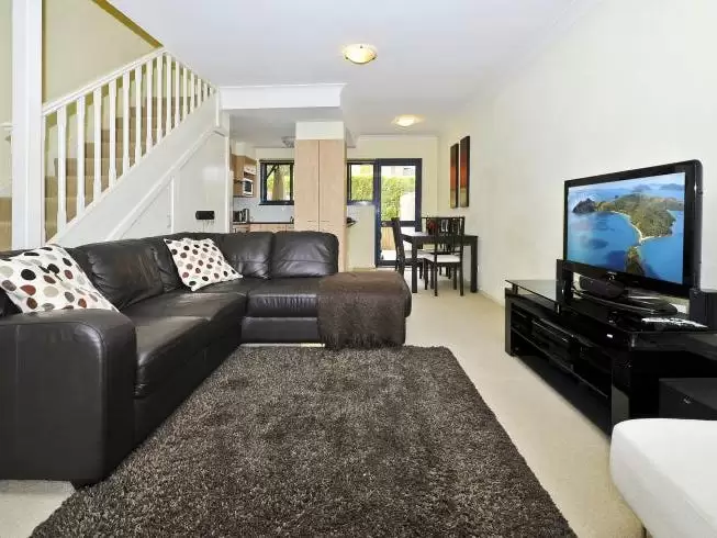 27/4-6 Cowper Street, Randwick Leased by Raine & Horne Randwick | Coogee | Clovelly - image 3