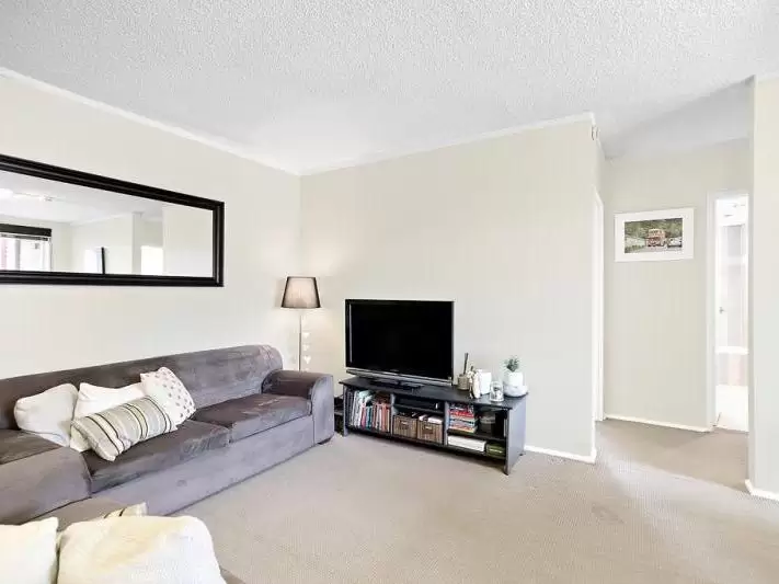 26/42 Avoca Street, Randwick Leased by Raine & Horne Randwick | Coogee | Clovelly - image 1