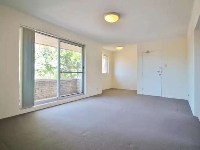 6/56 Middle Street, Kingsford Leased by Raine & Horne Randwick | Coogee - image 1