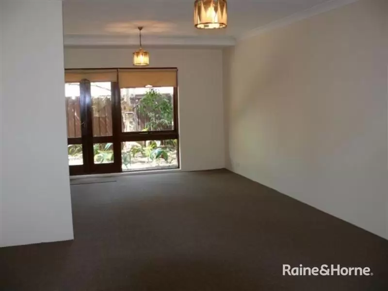 4/17 Hayward Street, Kingsford For Lease by Raine & Horne Randwick | Coogee | Clovelly - image 4