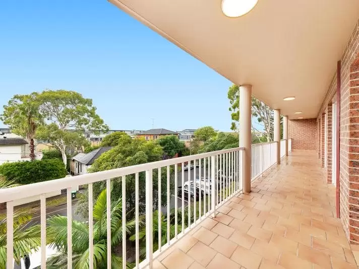 2/28-32 Boronia Street, Kensington Leased by Raine & Horne Randwick | Coogee - image 1