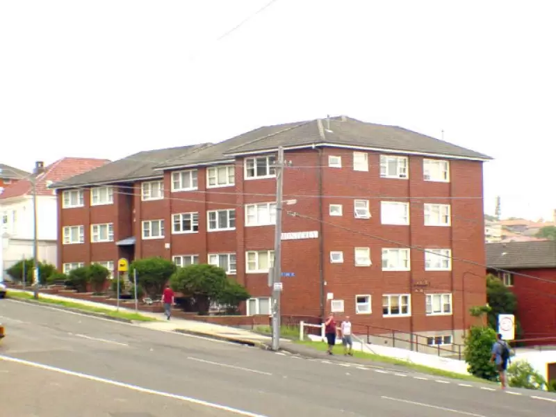 46 Coogee Bay Road, Randwick Leased by Raine & Horne Randwick | Coogee | Clovelly - image 1