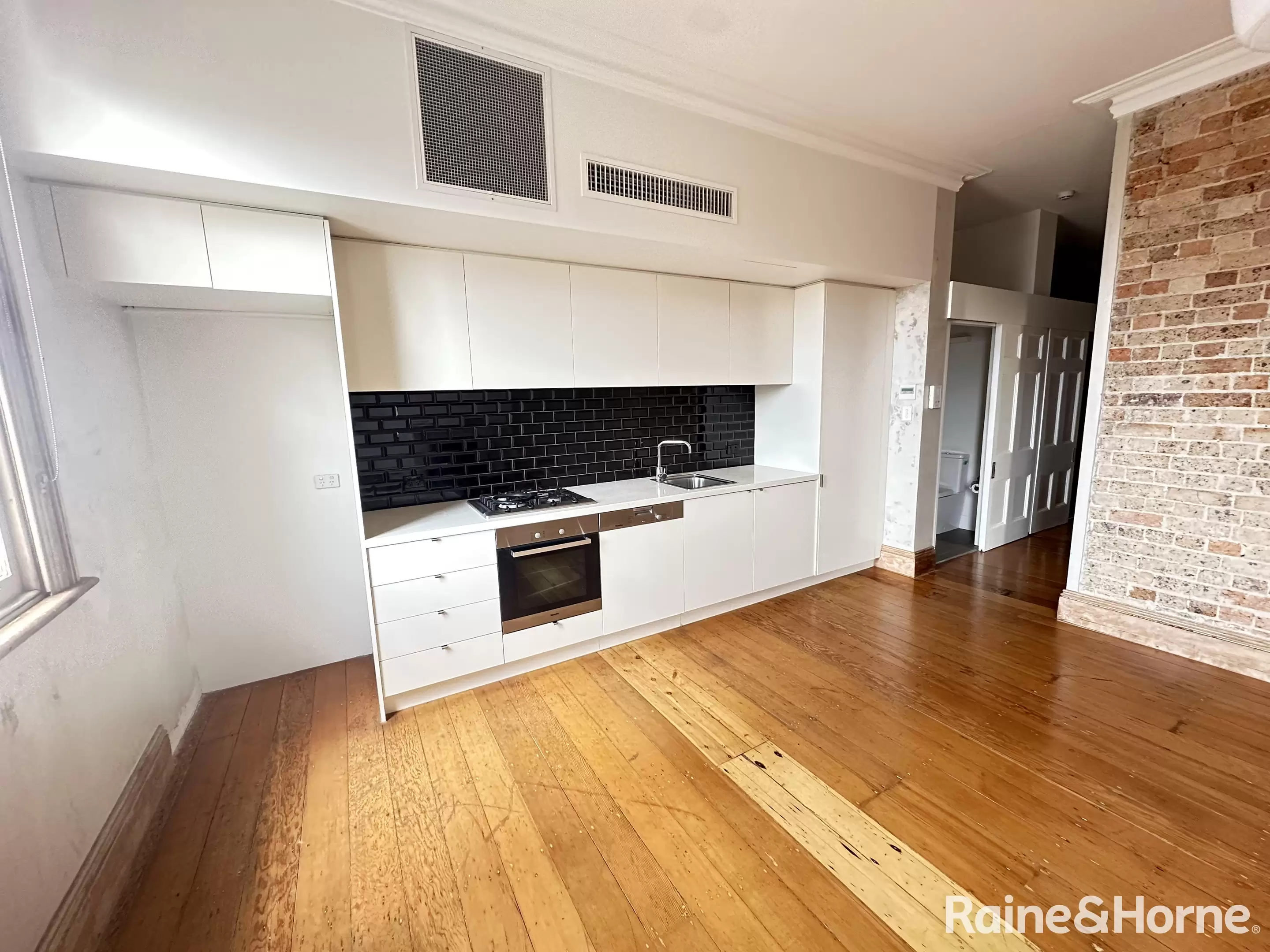 9/152 Avoca Street, Randwick For Lease by Raine & Horne Randwick | Coogee | Clovelly - image 3