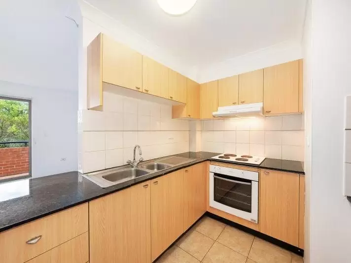 20/3-5 Kensington Road, Kensington Leased by Raine & Horne Randwick | Coogee | Clovelly - image 2