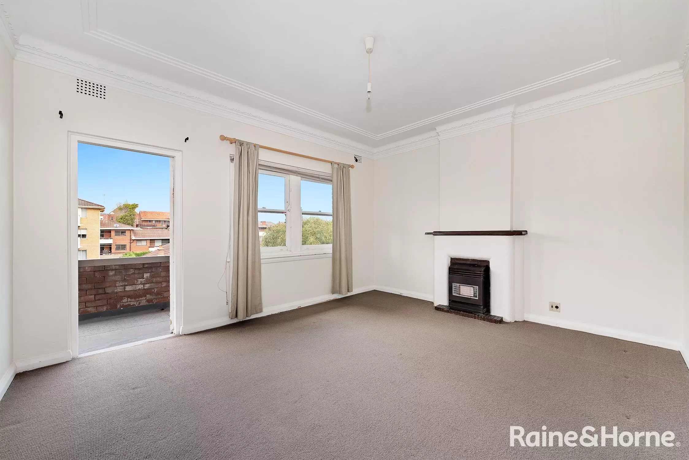 9/63 Cowper Street, Randwick Leased by Raine & Horne Randwick | Coogee | Clovelly - image 1