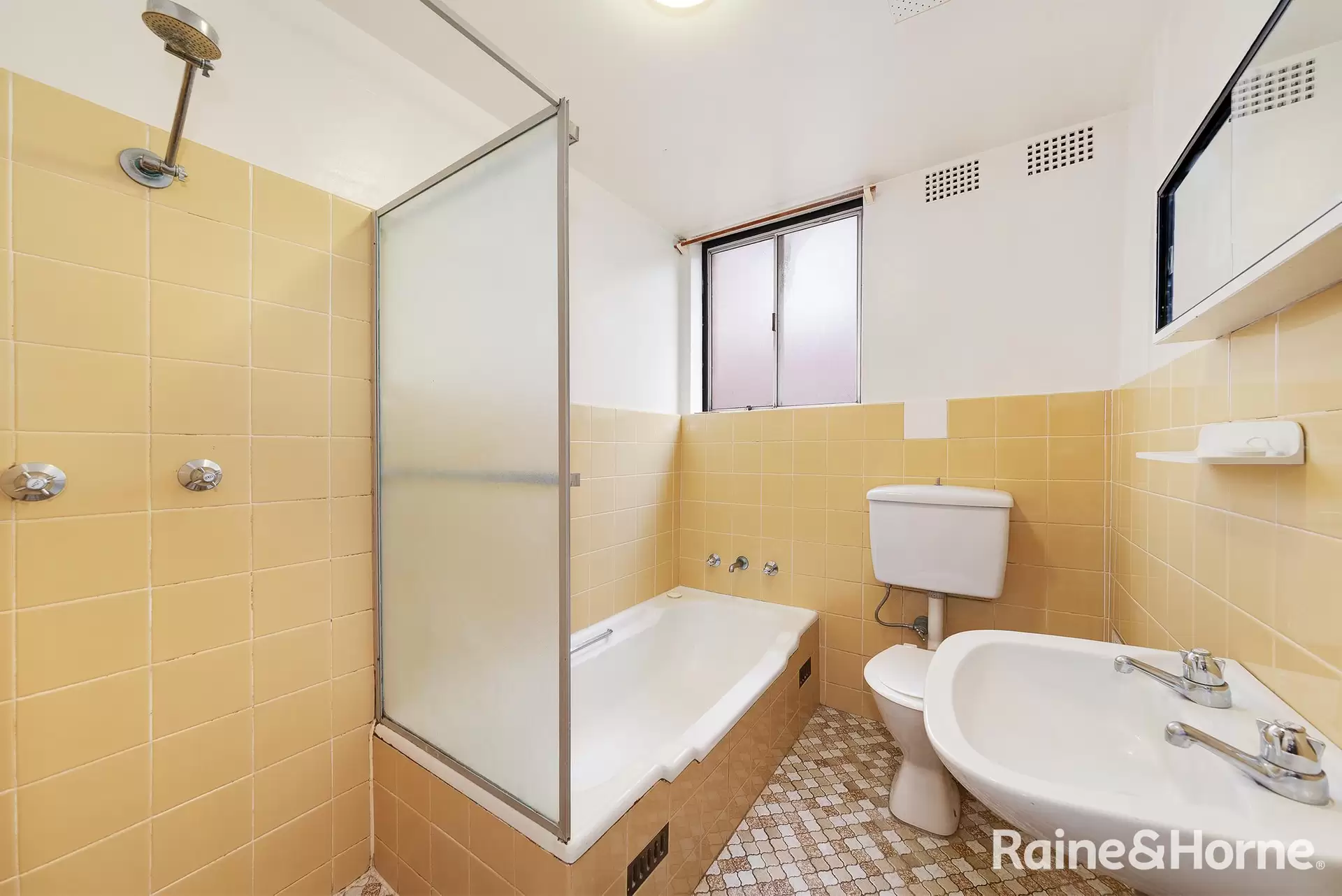 4/100 Mount Street, Coogee Leased by Raine & Horne Randwick | Coogee | Clovelly - image 1