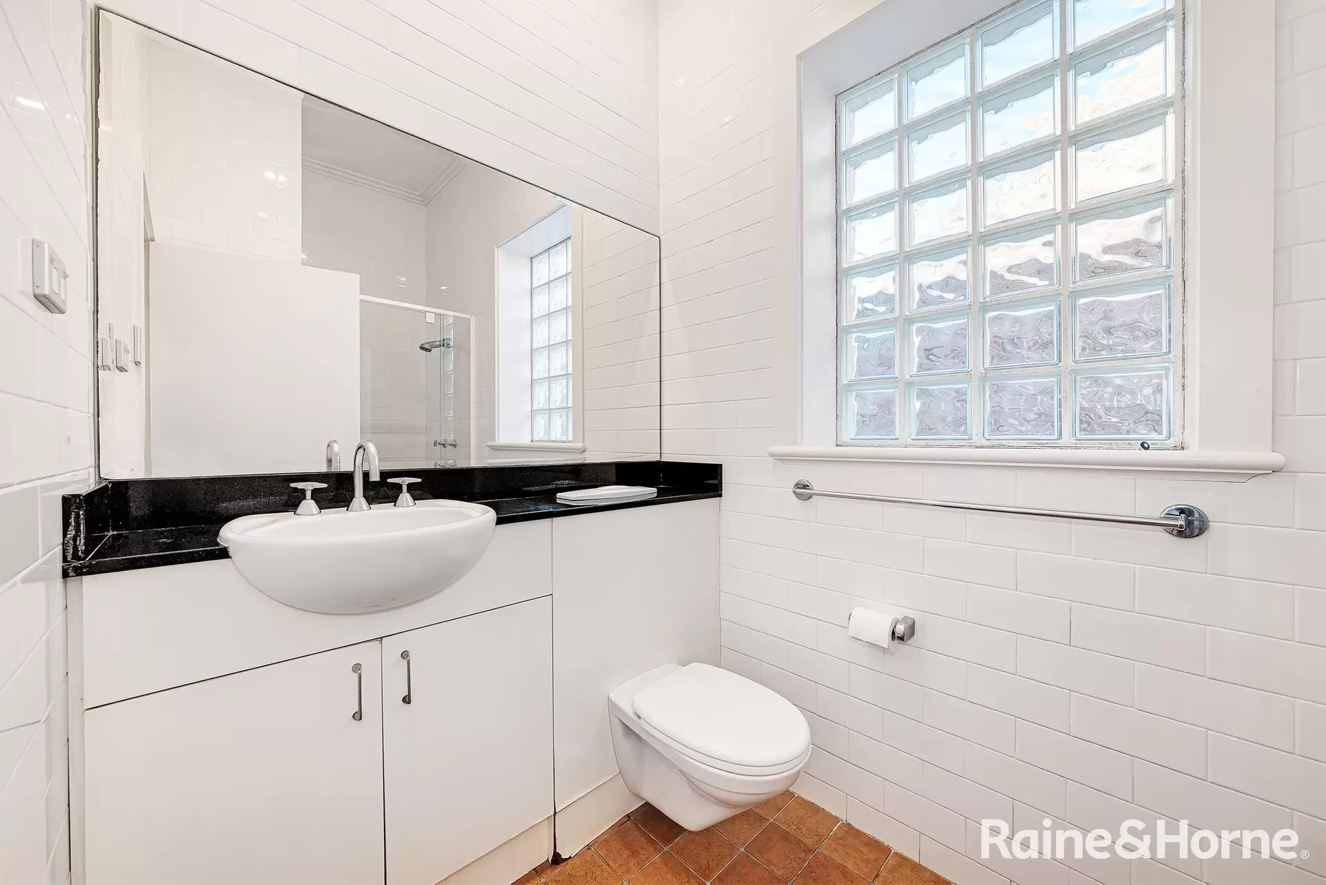 2/21 Jackaman Street, Bondi Leased by Raine & Horne Randwick | Coogee | Clovelly - image 1