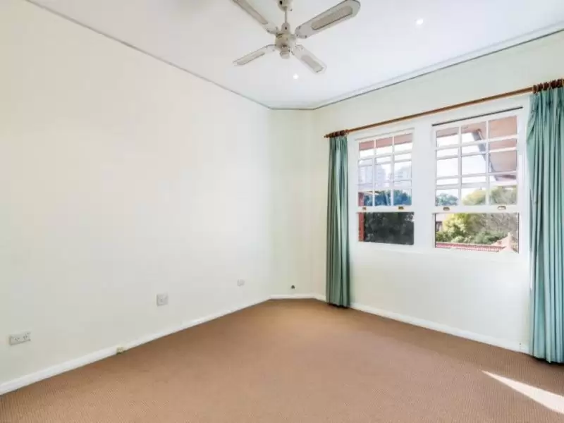 5-11 Samuel Terry Avenue, Kensington Leased by Raine & Horne Randwick | Coogee | Clovelly - image 2