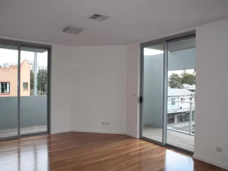 U/762-768 Elizabeth Street, Waterloo Leased by Raine & Horne Randwick | Coogee | Clovelly - image 2