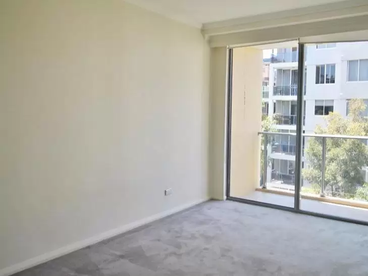 87/86 Bonar Street, Wolli Creek For Lease by Raine & Horne Randwick | Coogee | Clovelly - image 3