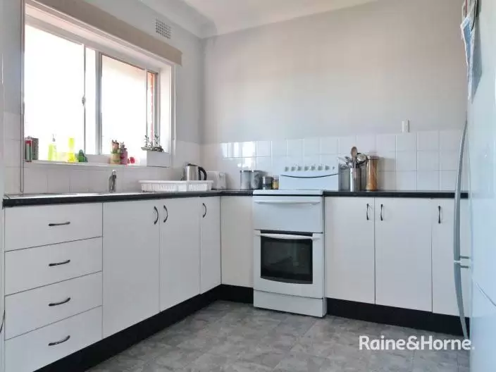 6/7 Hereward Street, Maroubra For Lease by Raine & Horne Randwick | Coogee | Clovelly - image 3