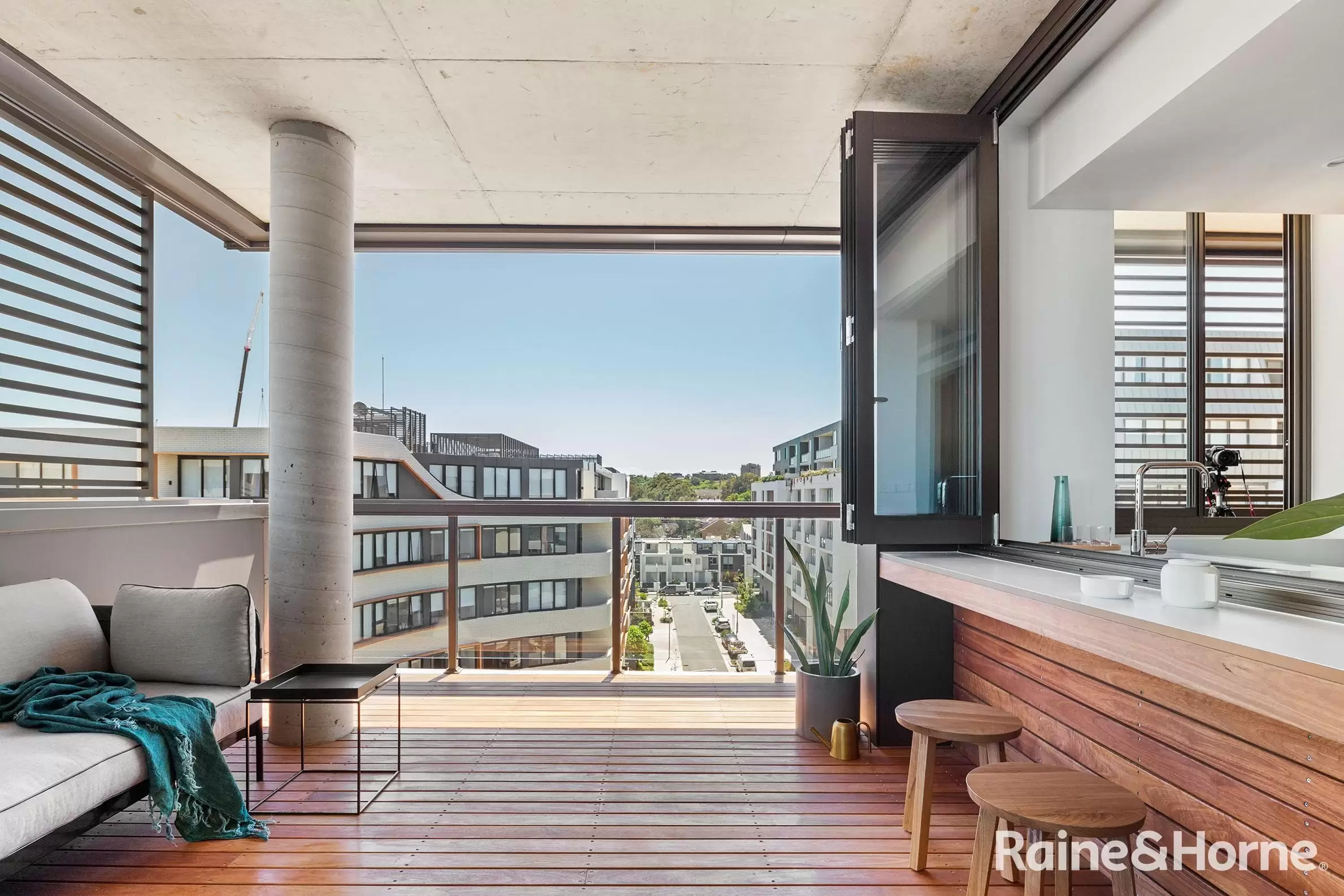 111/81 Macdonald Street, Erskineville Leased by Raine & Horne Randwick | Coogee | Clovelly - image 3