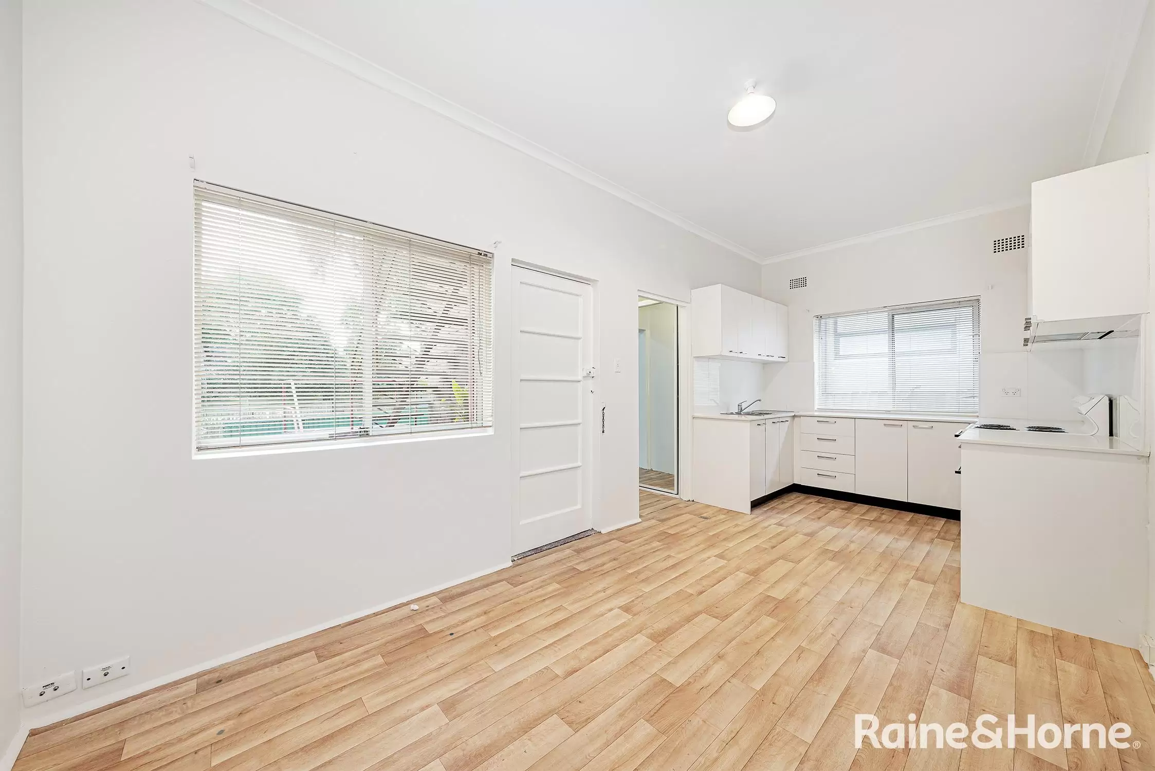 1/60 Moverly Road, Maroubra For Lease by Raine & Horne Randwick | Coogee | Clovelly - image 3