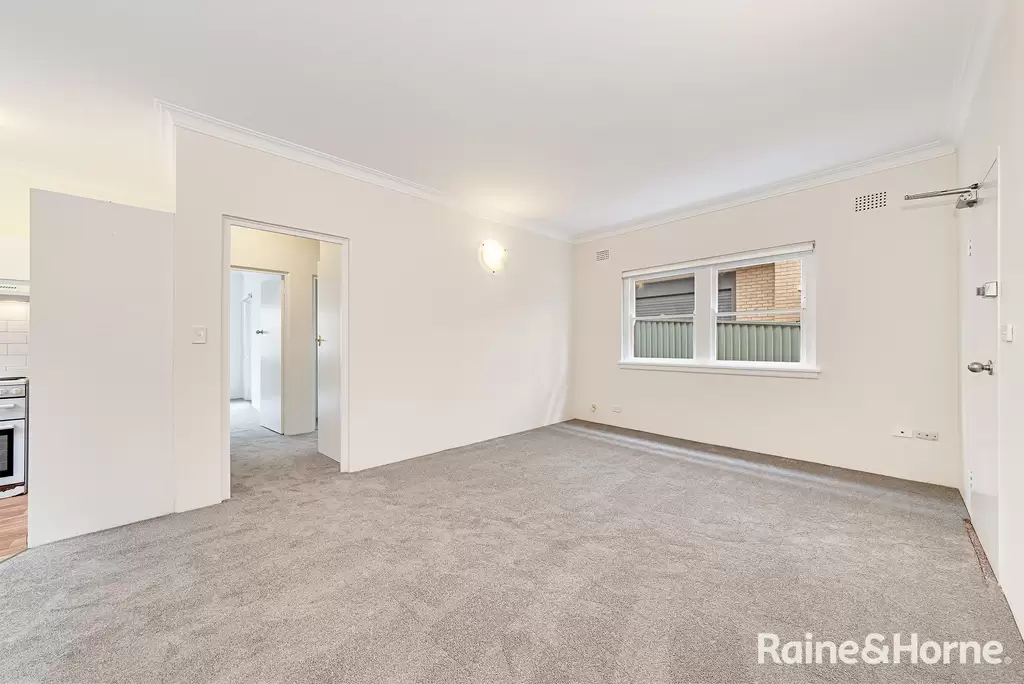 3/11A Kidman Street, Coogee Leased by Raine & Horne Randwick | Coogee | Clovelly