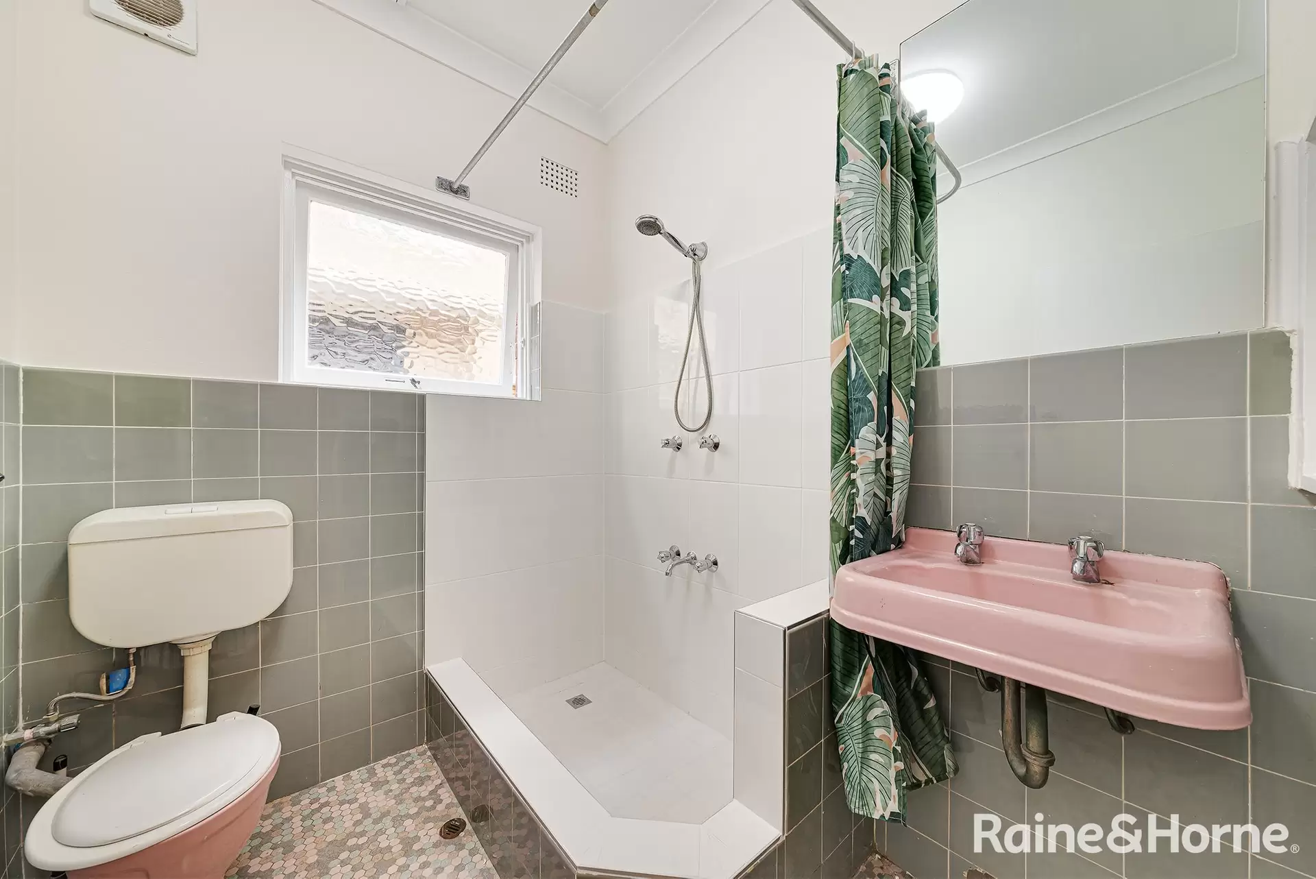 3/11A Kidman Street, Coogee Leased by Raine & Horne Randwick | Coogee | Clovelly - image 1