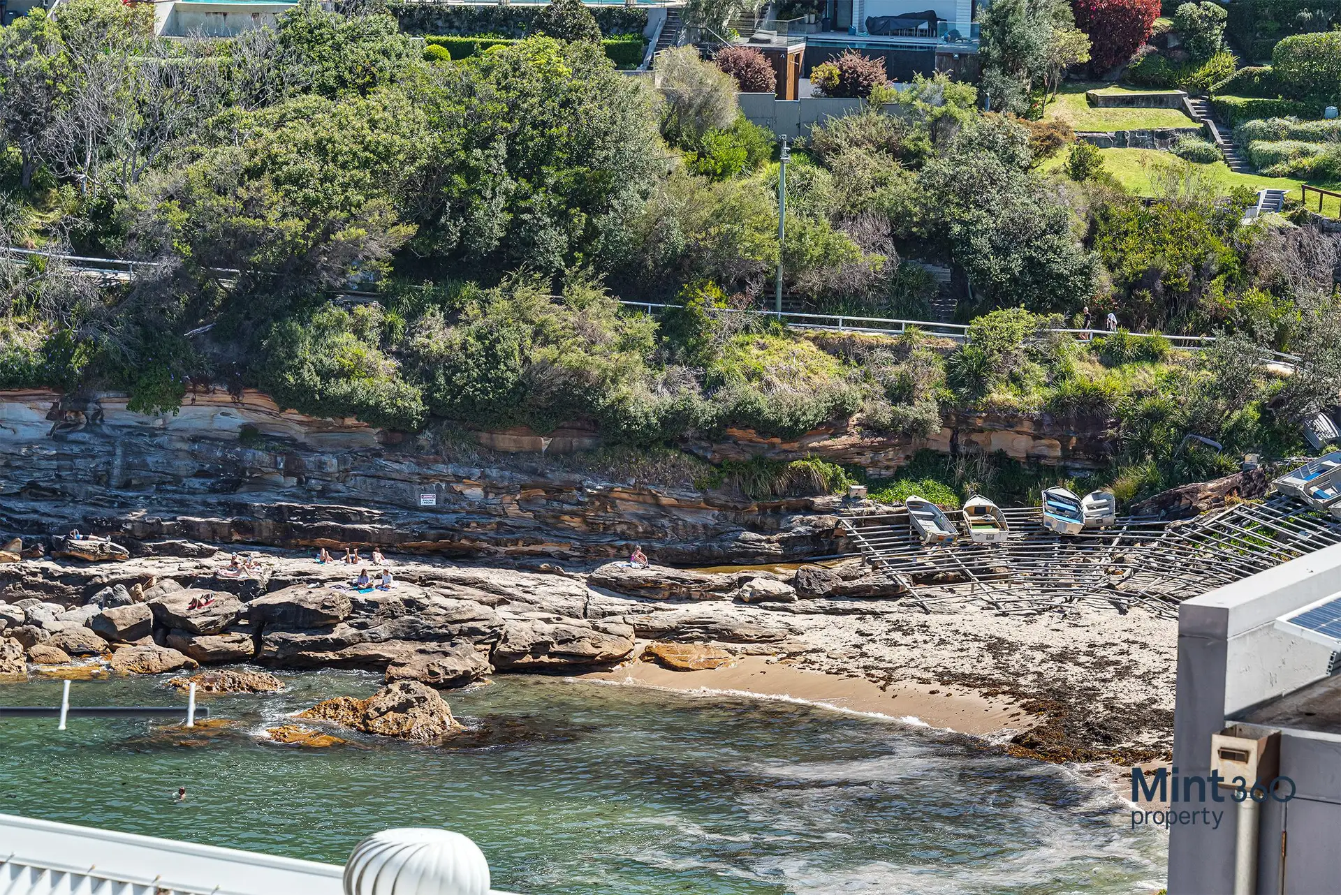 10/2 Oak Street, Clovelly Leased by Raine & Horne Randwick | Coogee | Clovelly - image 1