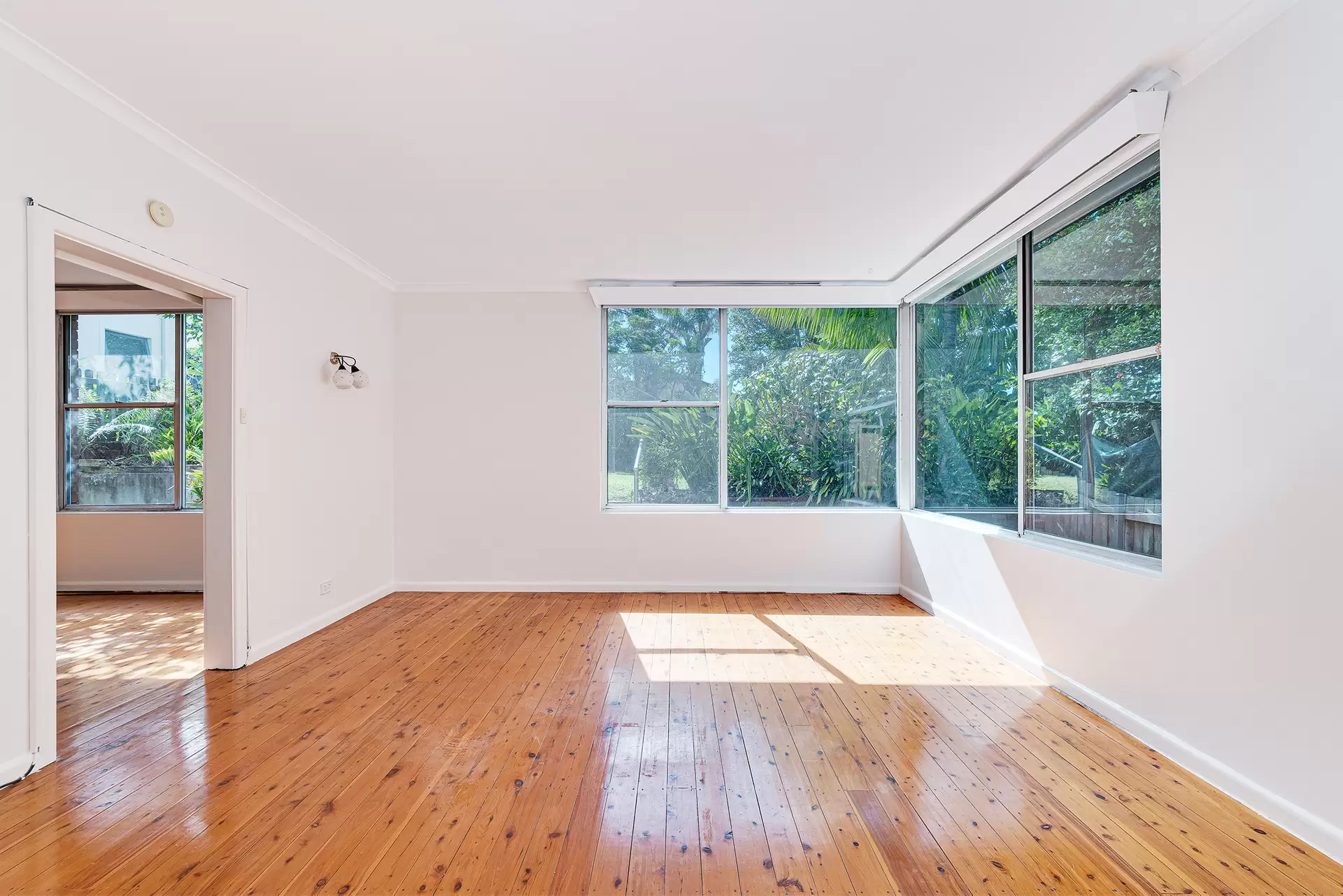 2/31 Langlee Avenue, Waverley For Lease by Raine & Horne Randwick | Coogee | Clovelly - image 1