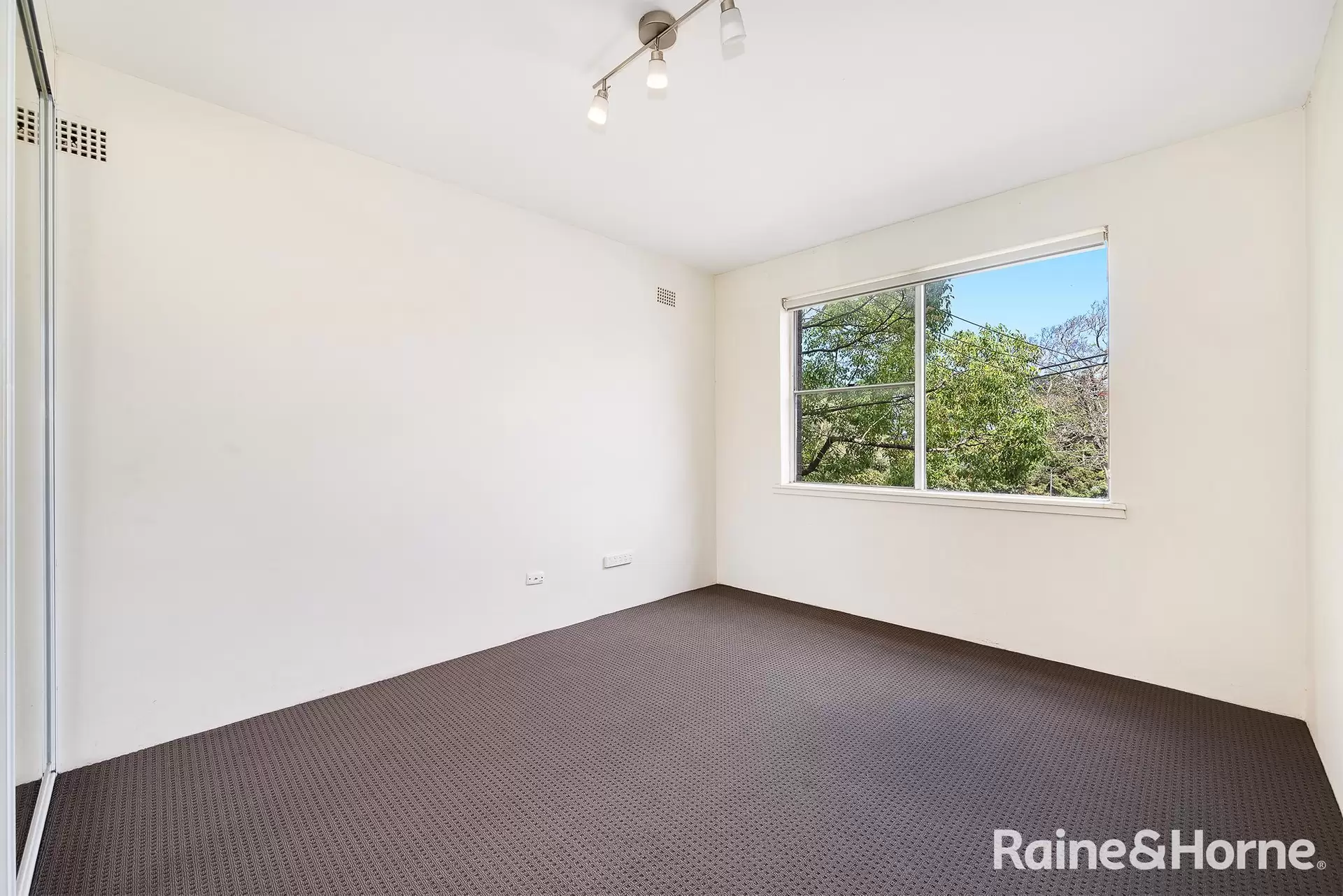 2/7 William Street, Randwick Leased by Raine & Horne Randwick | Coogee - image 1