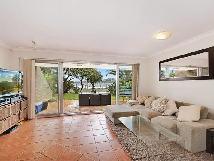 1/44 Cliffbrook Parade, Clovelly Leased by Raine & Horne Randwick | Coogee | Clovelly - image 1