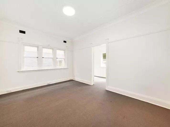 1/10 Ebley Street, Bondi Junction Leased by Raine & Horne Randwick | Coogee - image 3