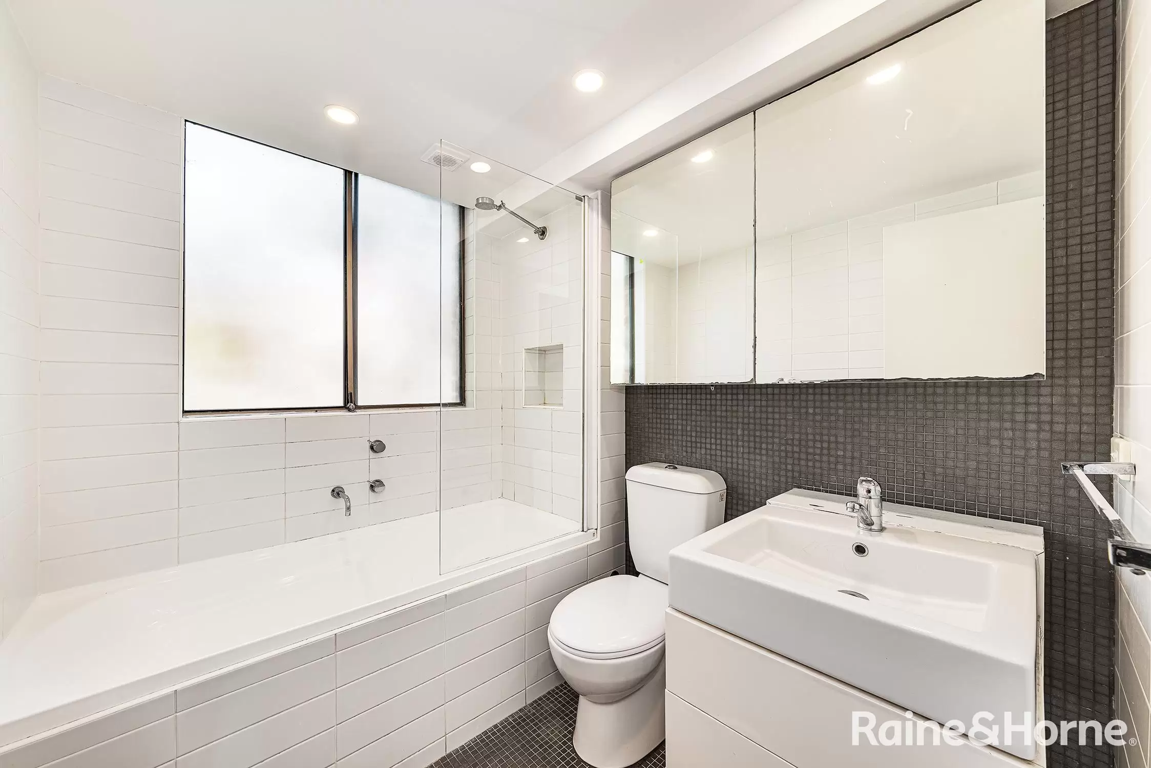 6/84 Melody Street, Coogee Leased by Raine & Horne Randwick | Coogee - image 4