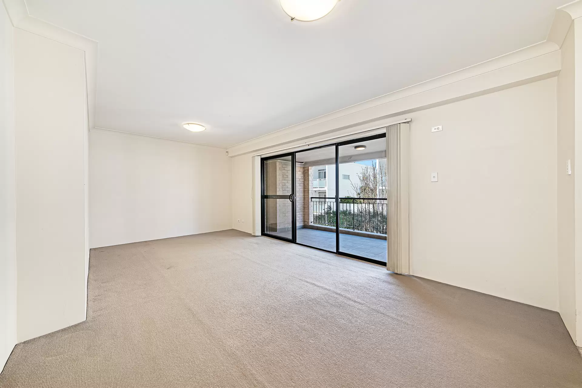 6/171 Avoca Street, Randwick Leased by Raine & Horne Randwick | Coogee | Clovelly - image 1