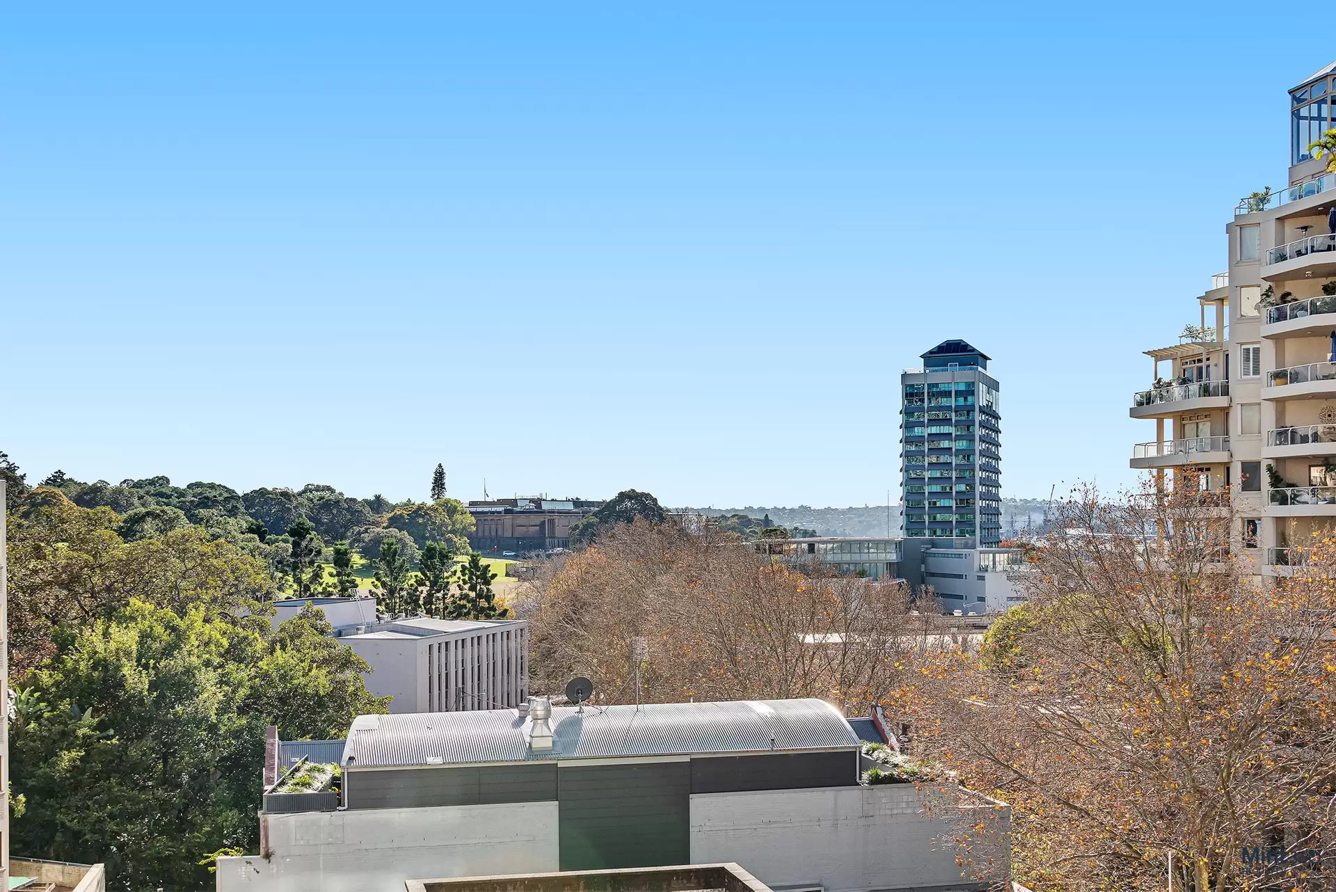 19/60-70 William Street, Woolloomooloo Leased by Raine & Horne Randwick | Coogee | Clovelly - image 1