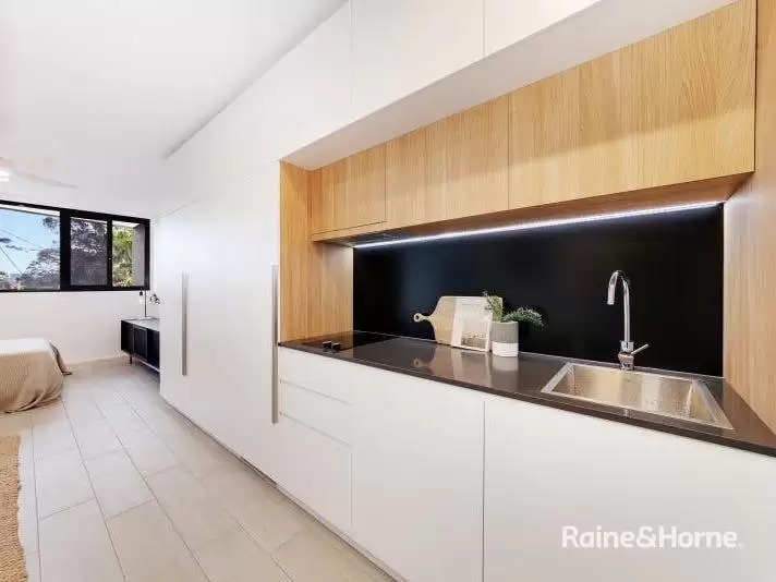 6/32-34 Perouse Road, Randwick Leased by Raine & Horne Randwick | Coogee | Clovelly - image 3