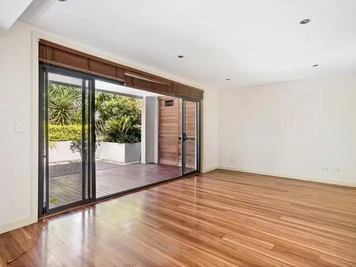 20/9-19 Myrtle Street, Botany Leased by Raine & Horne Randwick | Coogee - image 3