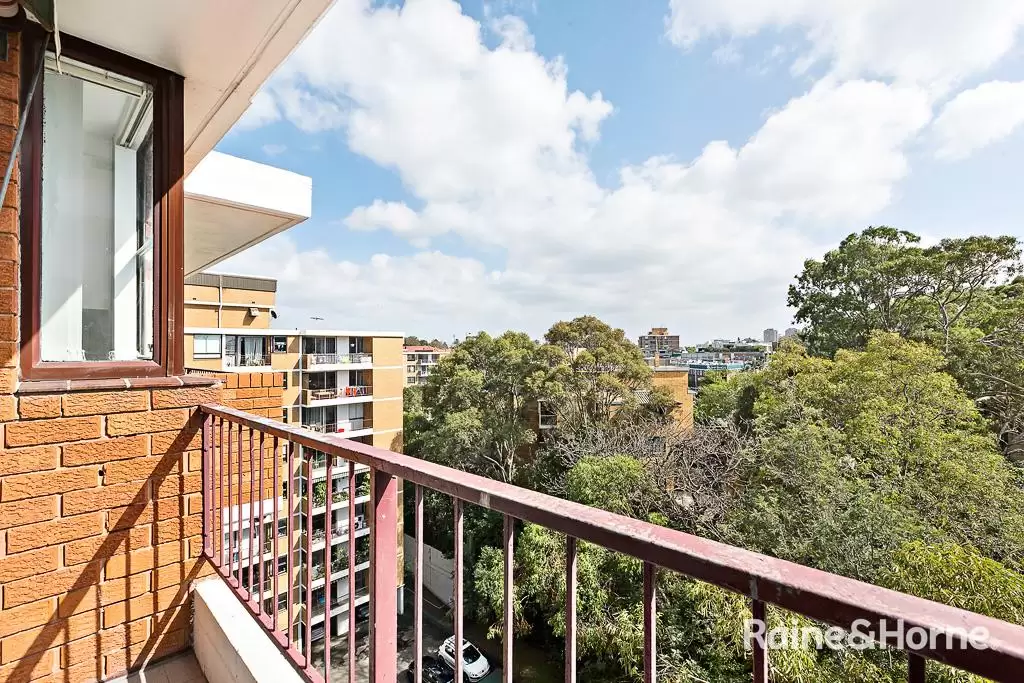 8F/14 Bligh Place, Randwick Leased by Raine & Horne Randwick | Coogee | Clovelly - image 5