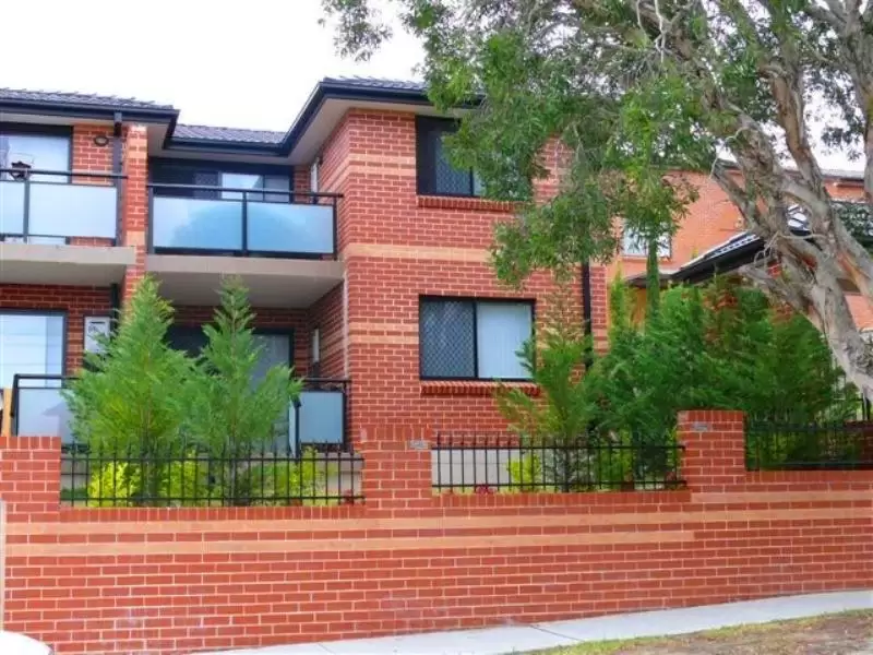 3/1-3 New Orleans Crescent, Maroubra Leased by Raine & Horne Randwick | Coogee - image 1