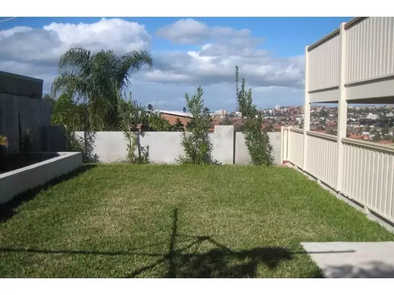 57 Nancy Street, North Bondi Leased by Raine & Horne Randwick | Coogee | Clovelly - image 5