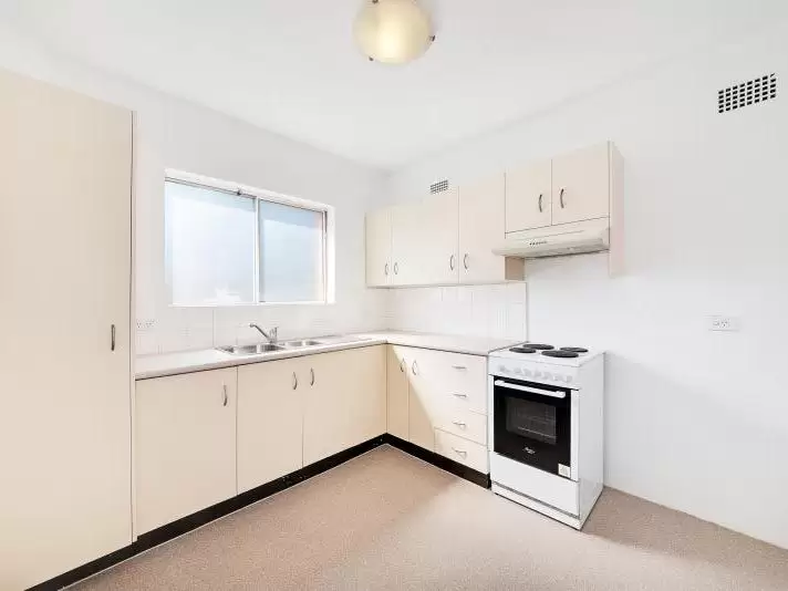 3/28 Blenheim Street, Randwick For Lease by Raine & Horne Randwick | Coogee | Clovelly - image 4