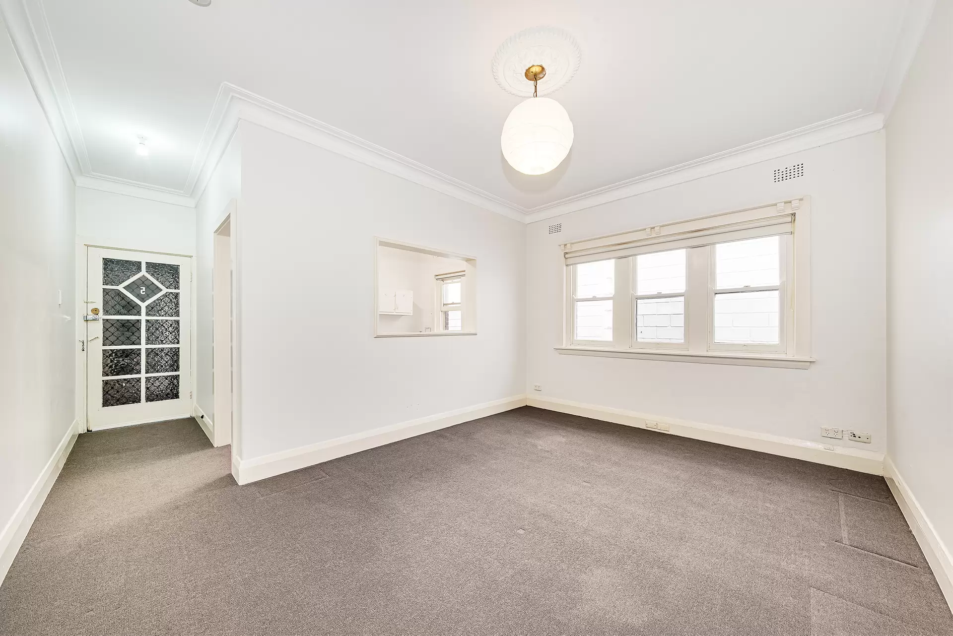 5/10 Ebley Street, Bondi Junction Leased by Raine & Horne Randwick | Coogee | Clovelly - image 1