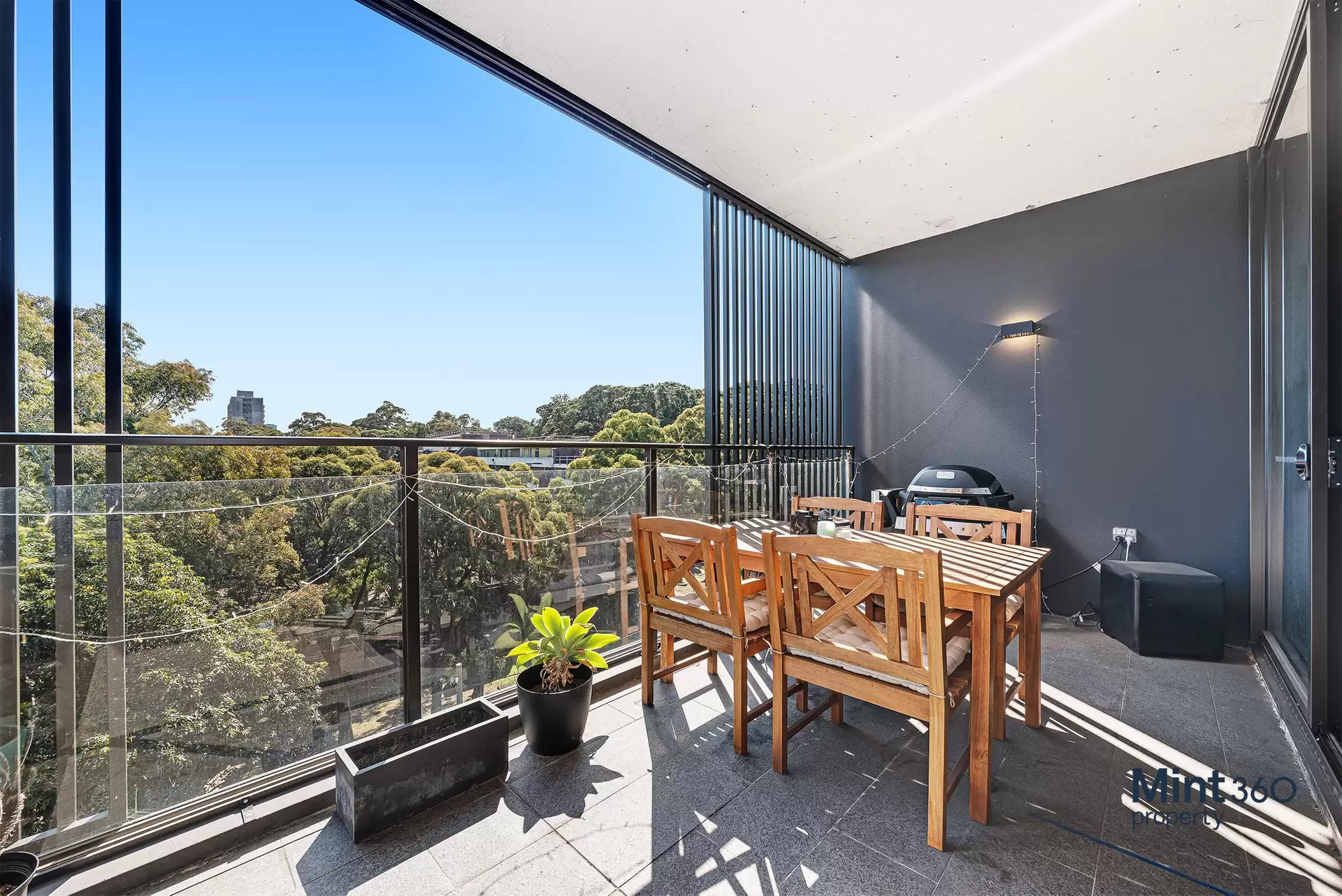 A505/34 McEvoy Street, Waterloo Leased by Raine & Horne Randwick | Coogee | Clovelly - image 1