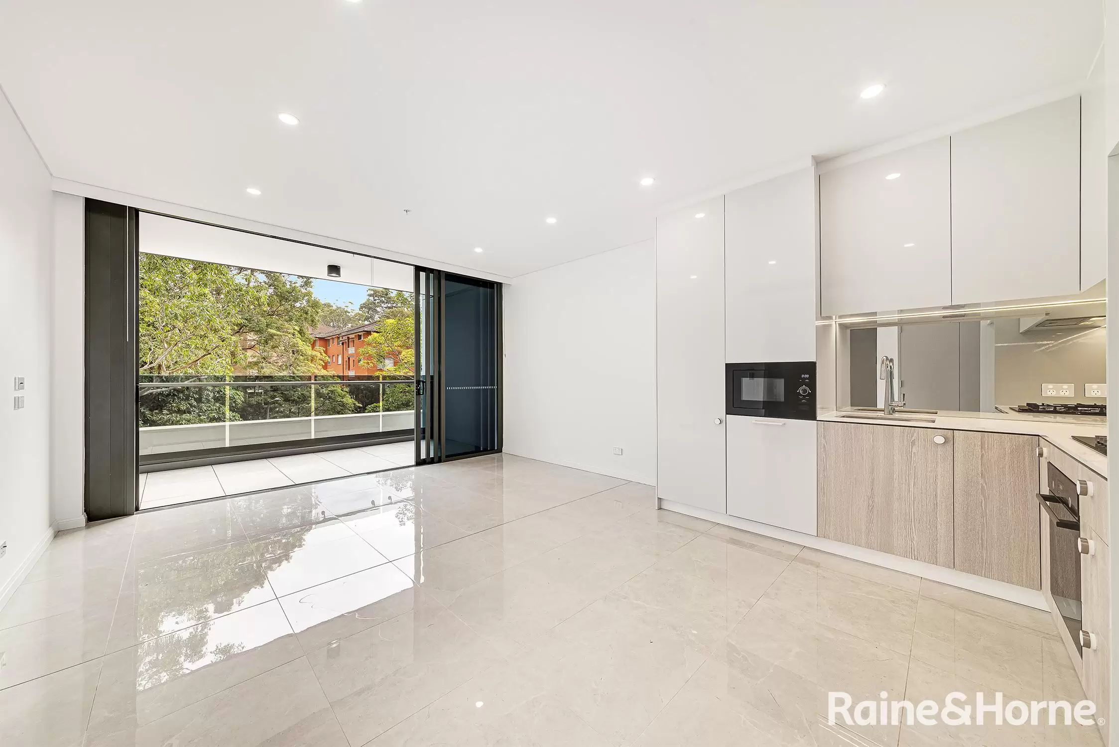 218/2-10 Cottonwood Crescent, Macquarie Park Leased by Raine & Horne Randwick | Coogee | Clovelly - image 1