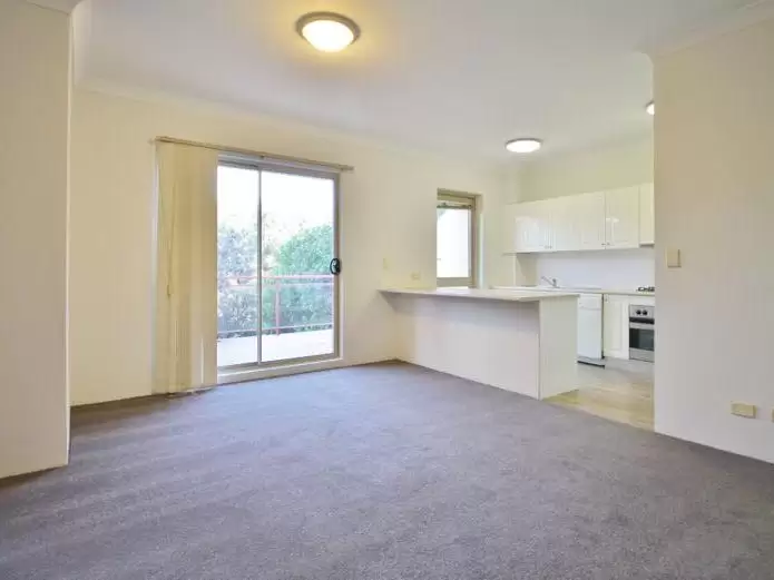 10/127 Banksia Street, Botany Leased by Raine & Horne Randwick | Coogee - image 3