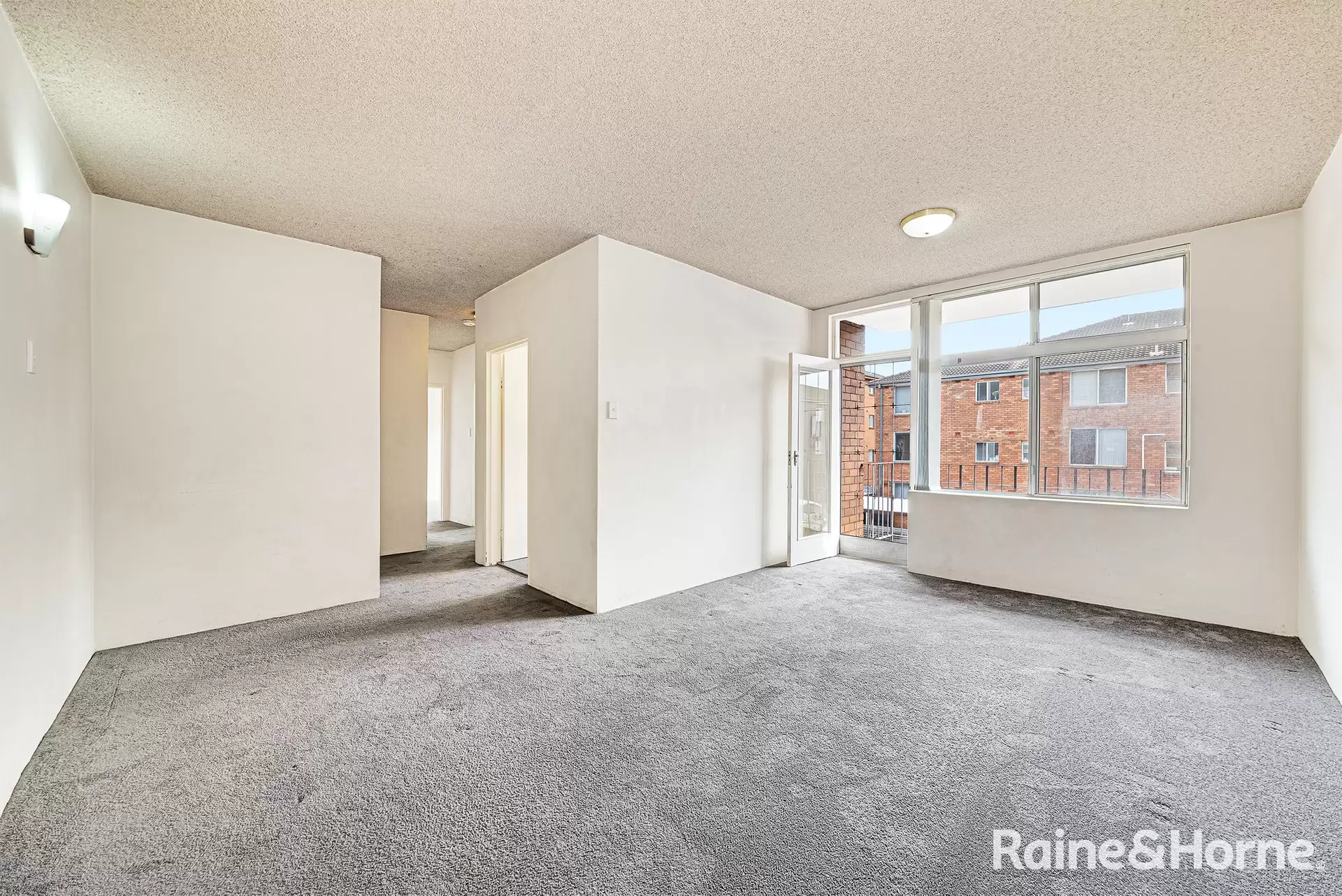 5/35 Mascot Drive, Eastlakes For Lease by Raine & Horne Randwick | Coogee | Clovelly - image 1