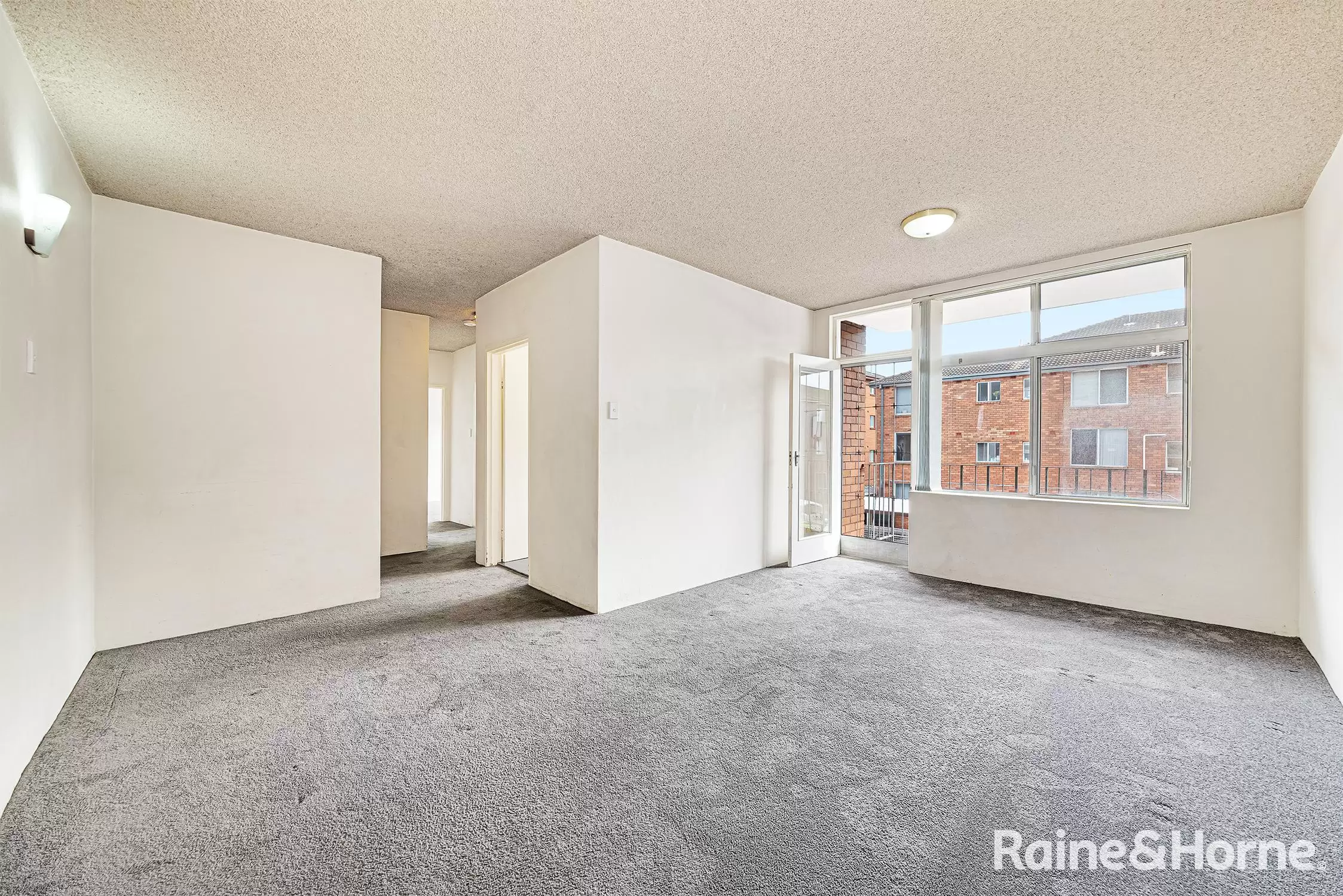 5/35 Mascot Drive, Eastlakes For Lease by Raine & Horne Randwick | Coogee | Clovelly - image 1